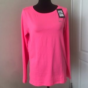 Women’s long sleeve active wear top, heat gear. Under Armour. Size Large. New.